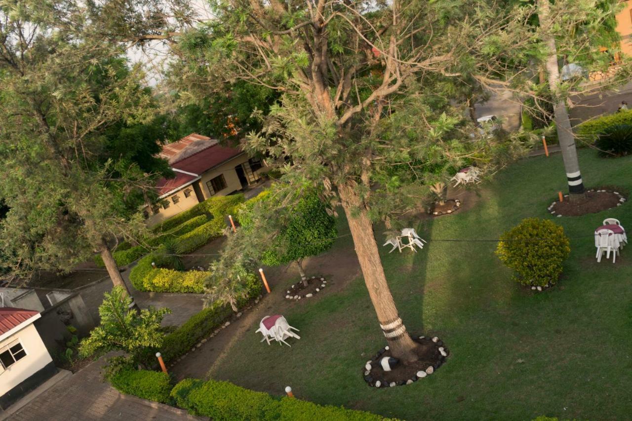Rwenzori International Hotel Kasese Extérieur photo