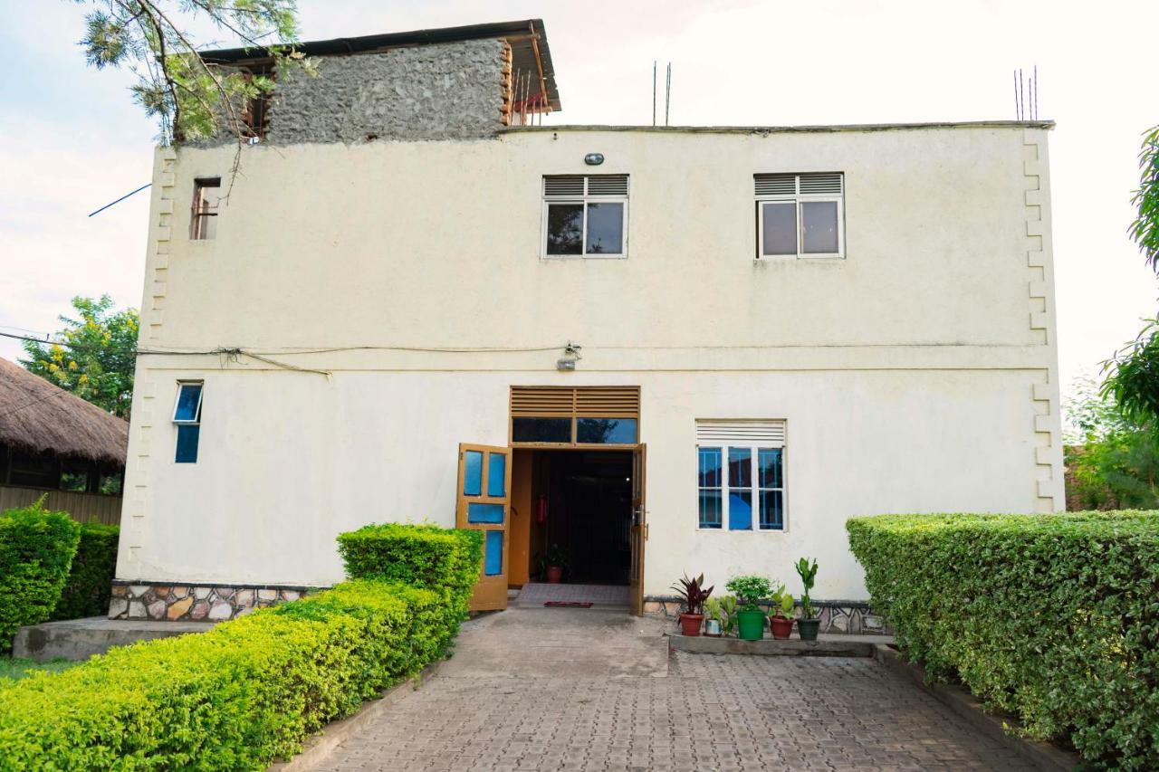 Rwenzori International Hotel Kasese Extérieur photo