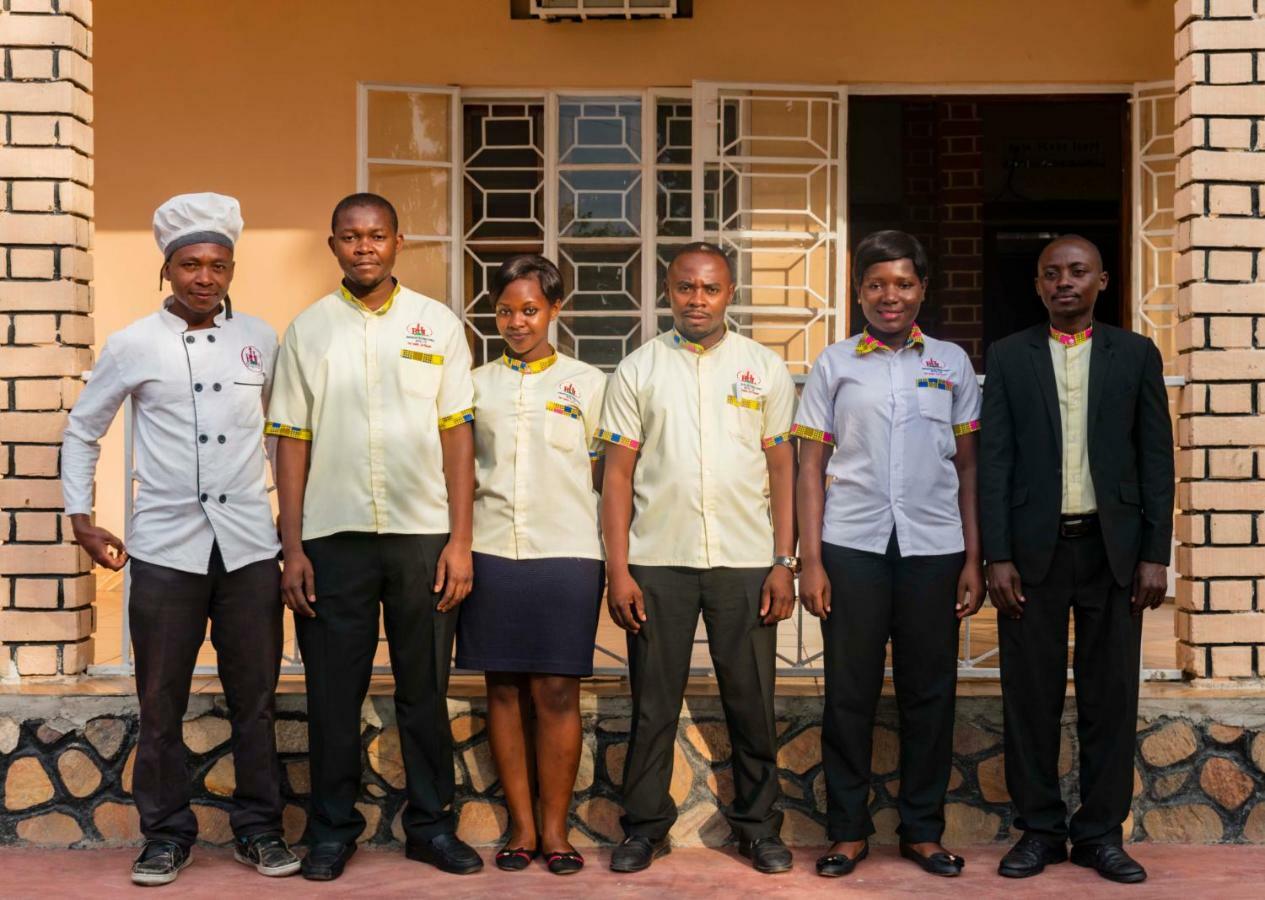 Rwenzori International Hotel Kasese Extérieur photo