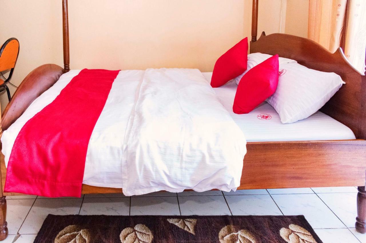 Rwenzori International Hotel Kasese Extérieur photo