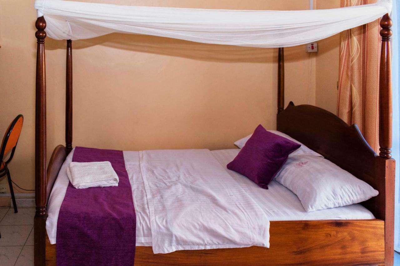 Rwenzori International Hotel Kasese Extérieur photo